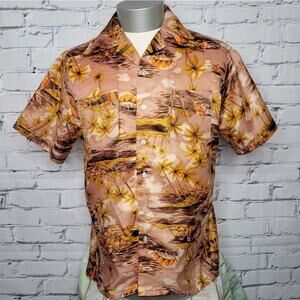 Vintage Waikiki Hawiaan Button Up Shirt, size Large